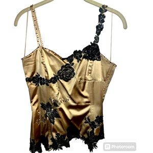 Satin tank NWOT -SZ 8 lace and beaded appliqué fully lined.